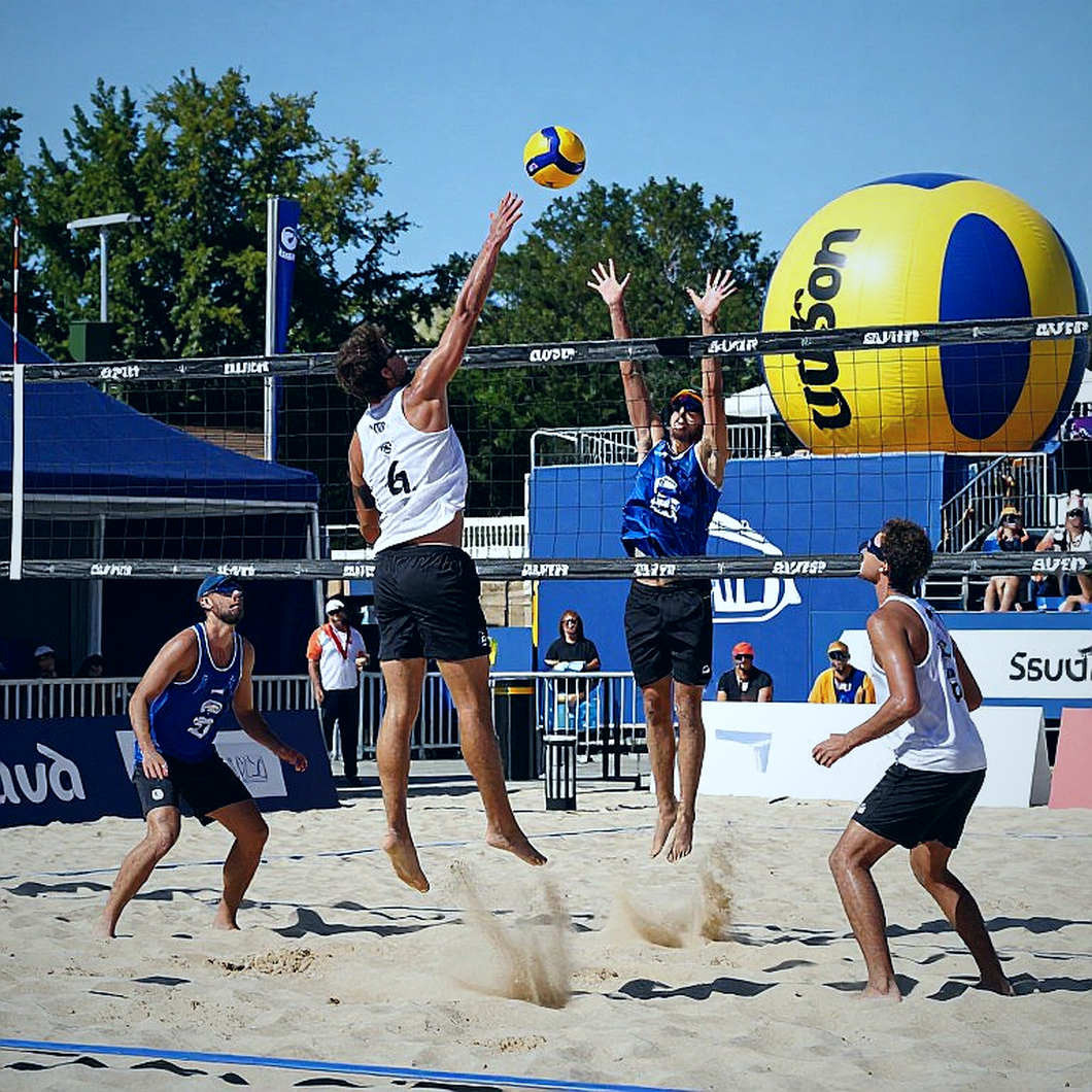 Thổ Nhĩ Kỳ 1-3 Romania tại EuroVolley 2026: 'Efeler' để số phận vào trận cuối gặp Latvia