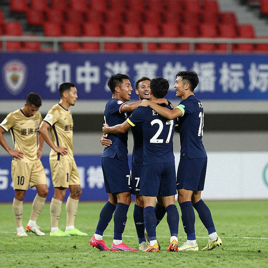 Vietnam U20 Misses 2029 Asian Cup After Three Losses, Captain and Coach Apologize to Fans