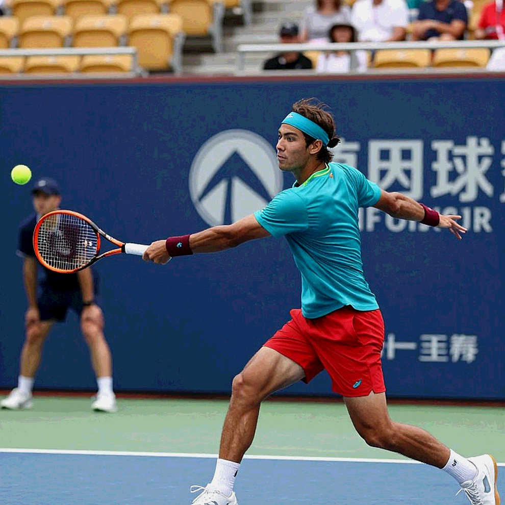 Alcaraz trở lại sau bốn tháng nghỉ cổ tay: trận đôi 6-4 6-4 ở Laver Cup, tiếng vang từ phía Zverev và giới hạn của một mảnh bằng chứng