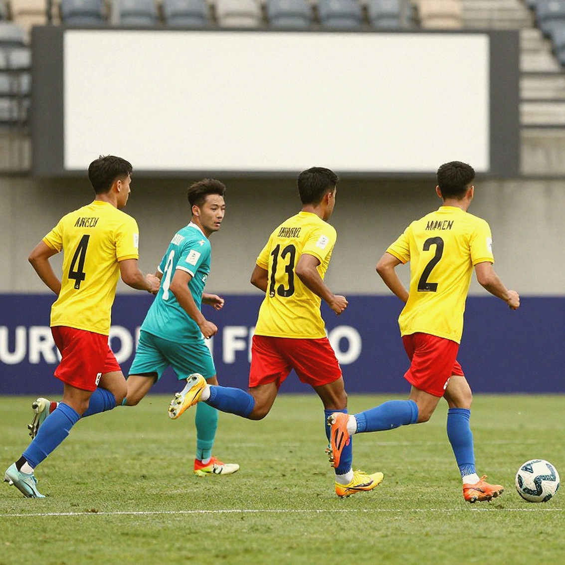 U20 Vietnam Before the 'Anatomy' of Palestine: The Problem Is Not Just Tactical U20 Vietnam Before the 'Anatomy' of Palestine: The Problem Is Not Just Tactical